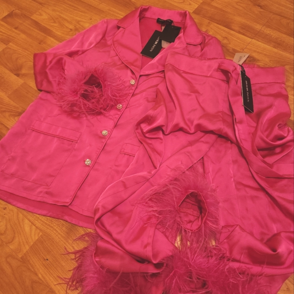 NEW with tags beautiful Nadine Merabi set